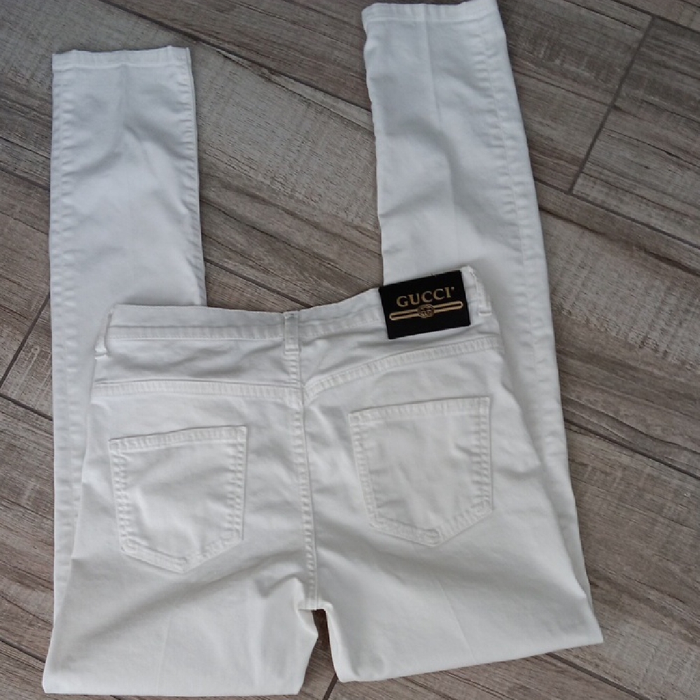GUCCI..SKINNY JEANS..SIZE 27